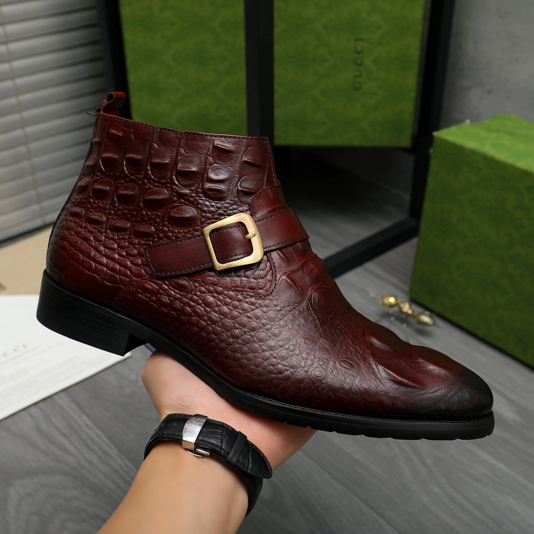Men's shoes 💰p620 Product trademark: GUCCI "Gucci" high-top business leather shoes Regular size: 37-46 (37.46 is custom-made and non-returnable) Product materials: Selected crocodile pattern cowhide upper, pigskin lining, rubber outsole